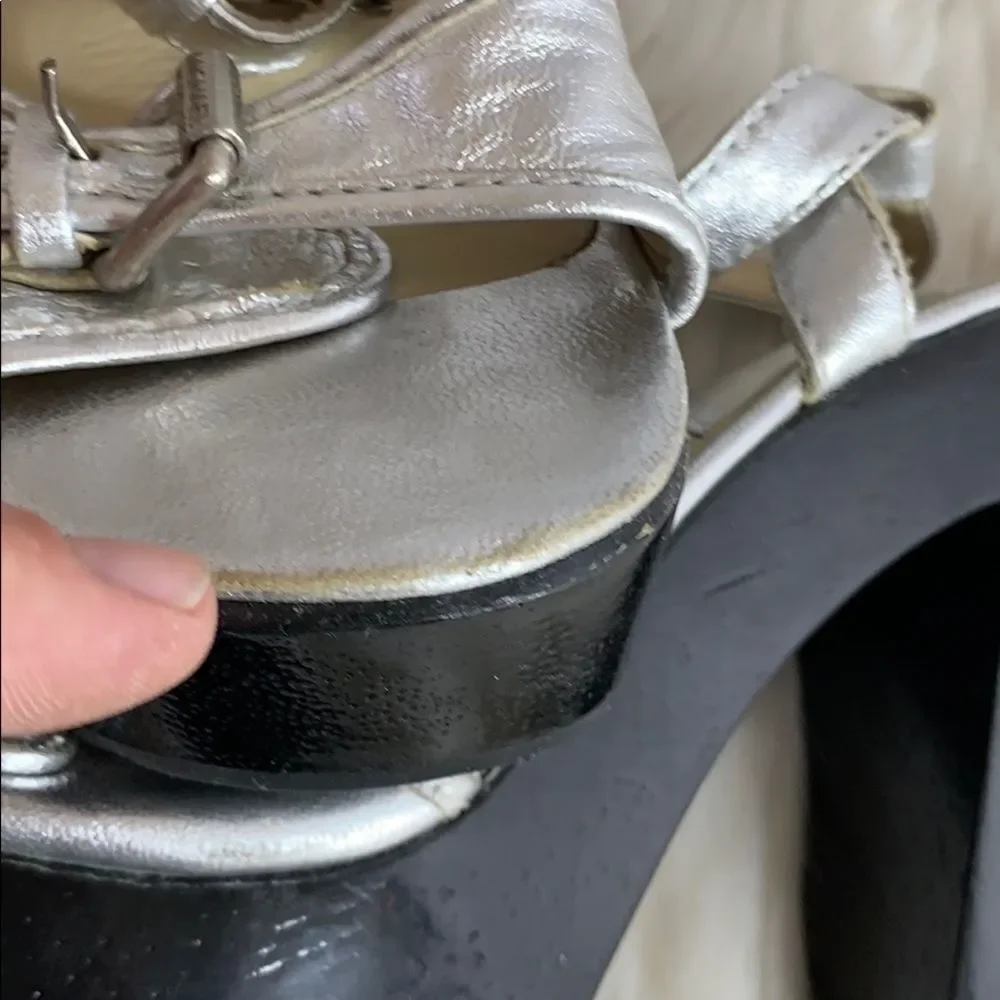 Michael Michael Kors Silver Leather Sandals Sz 6.5‎